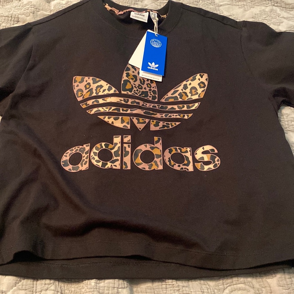 Adidas women’s shirt